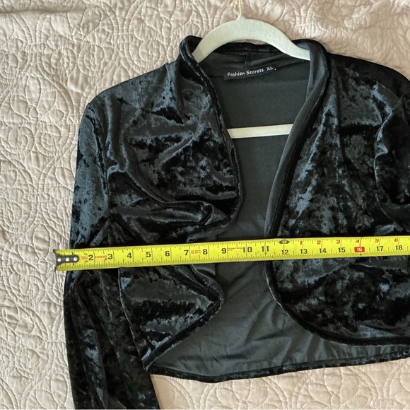 Fashion Secrets Black Velvet Bolero Jacket Size XL NWOT - Picture 4 of 4